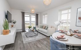Carters Quay View By Grandeur Property
